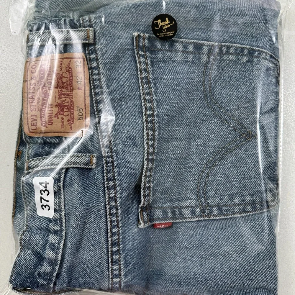 Y2K Levi's 505 Jeans Men's 42x32 Regular Fit 100% Cotton Straight Leg Light Wash